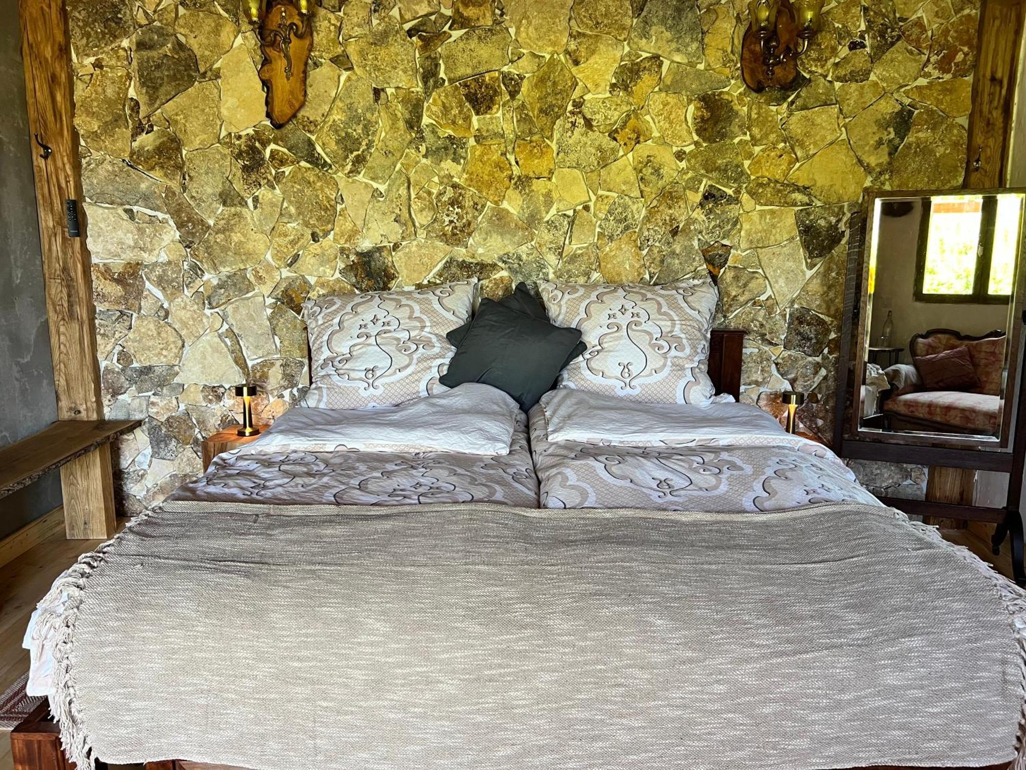 Les Magnels Bed & Breakfast Valleraugue Bagian luar foto