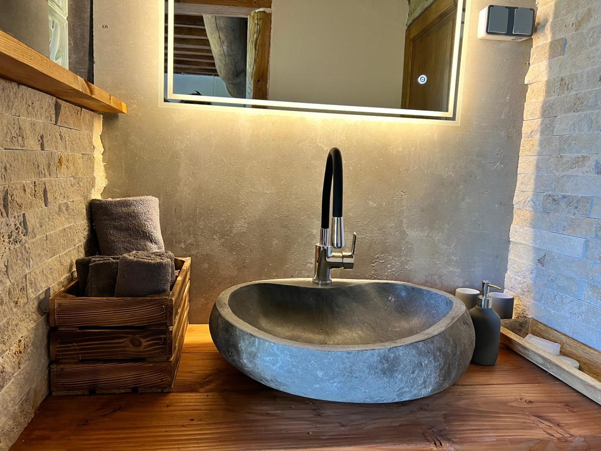 Les Magnels Bed & Breakfast Valleraugue Bagian luar foto