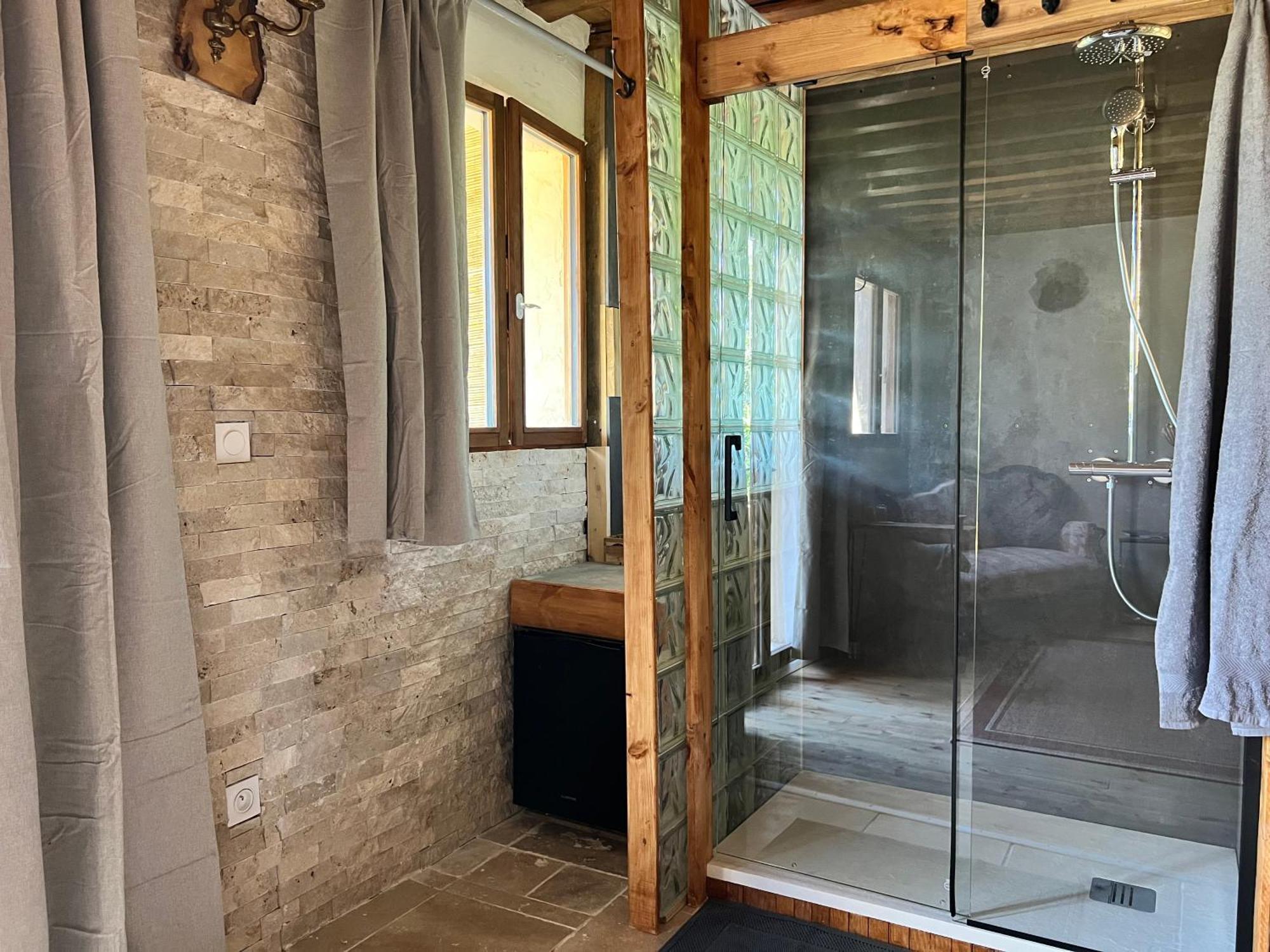 Les Magnels Bed & Breakfast Valleraugue Ruang foto