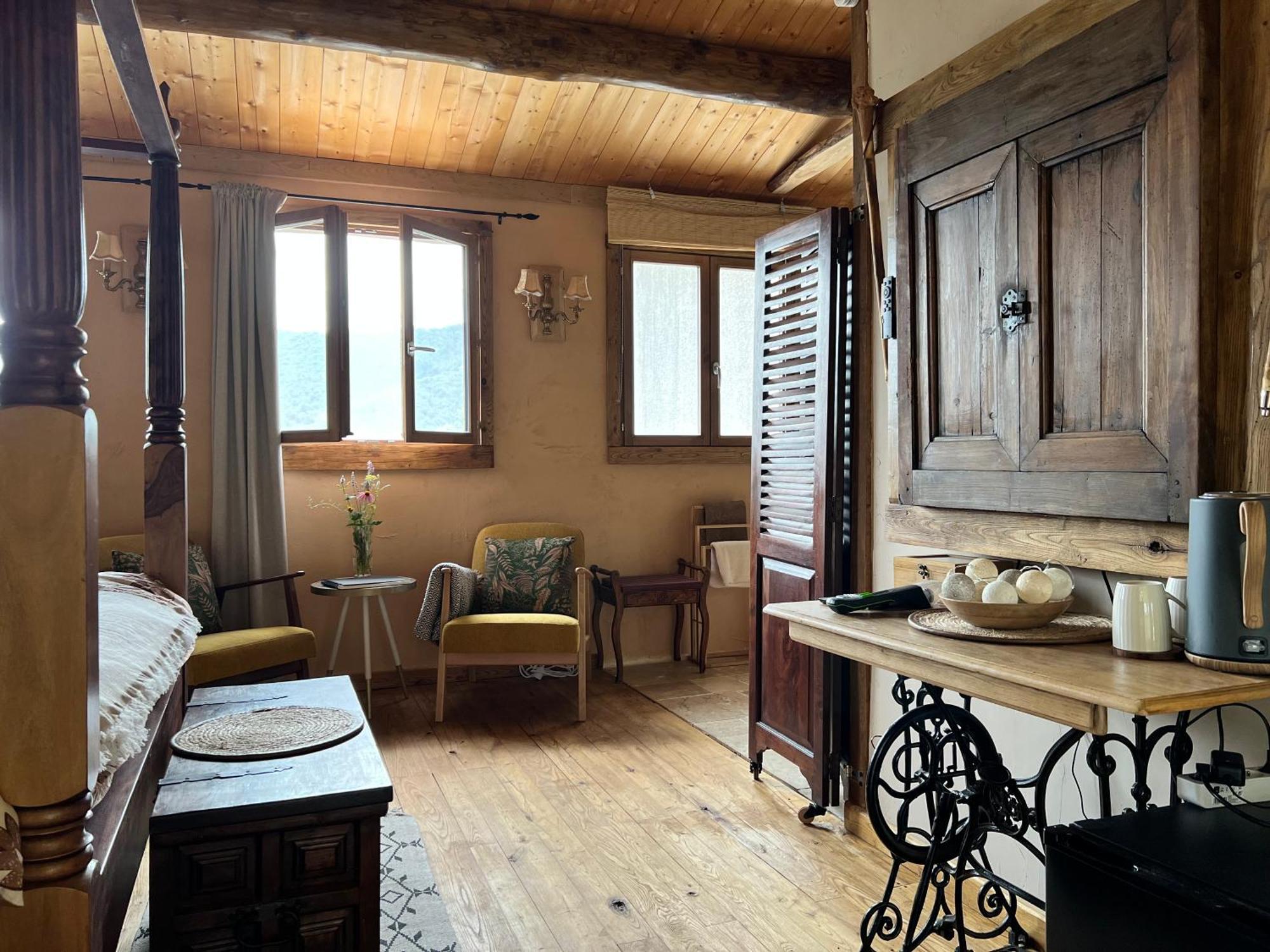 Les Magnels Bed & Breakfast Valleraugue Bagian luar foto