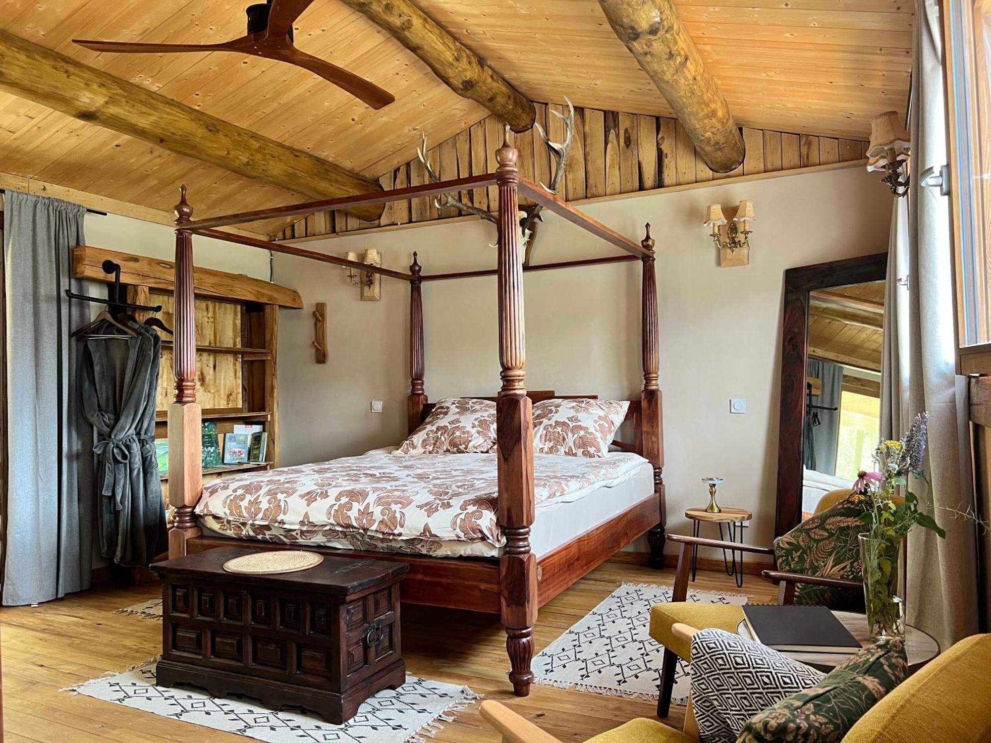 Les Magnels Bed & Breakfast Valleraugue Bagian luar foto