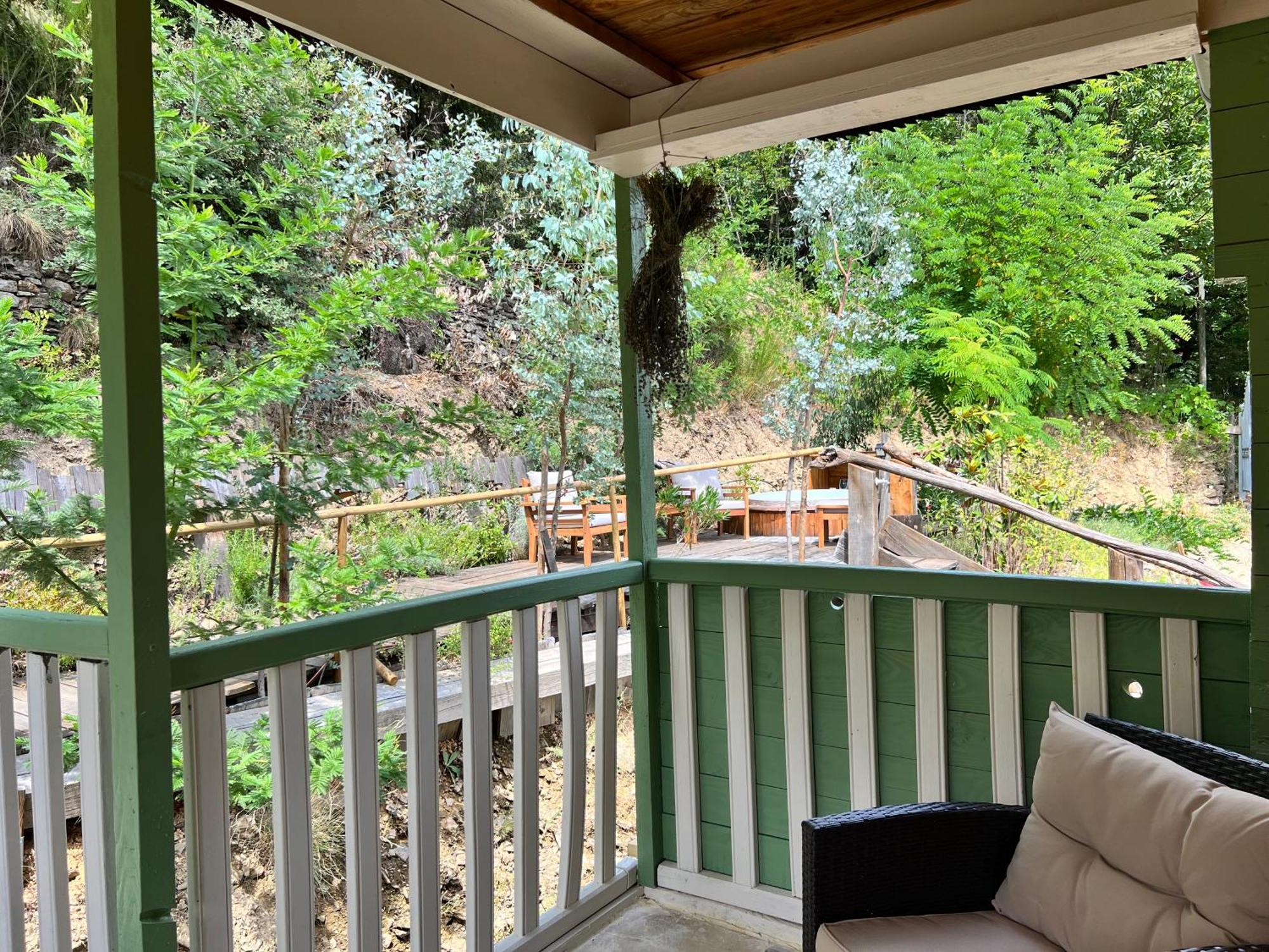 Les Magnels Bed & Breakfast Valleraugue Ruang foto