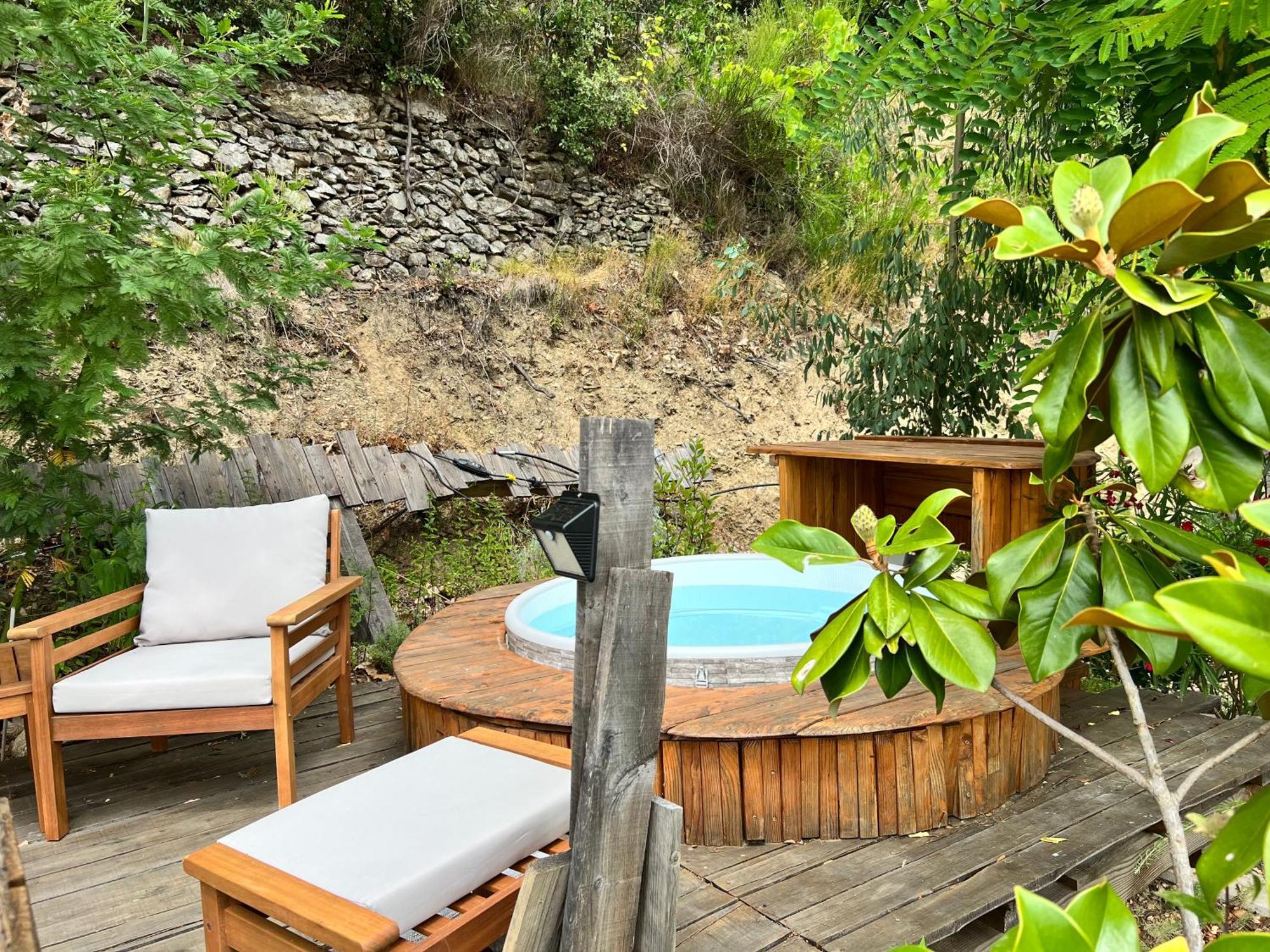 Les Magnels Bed & Breakfast Valleraugue Ruang foto