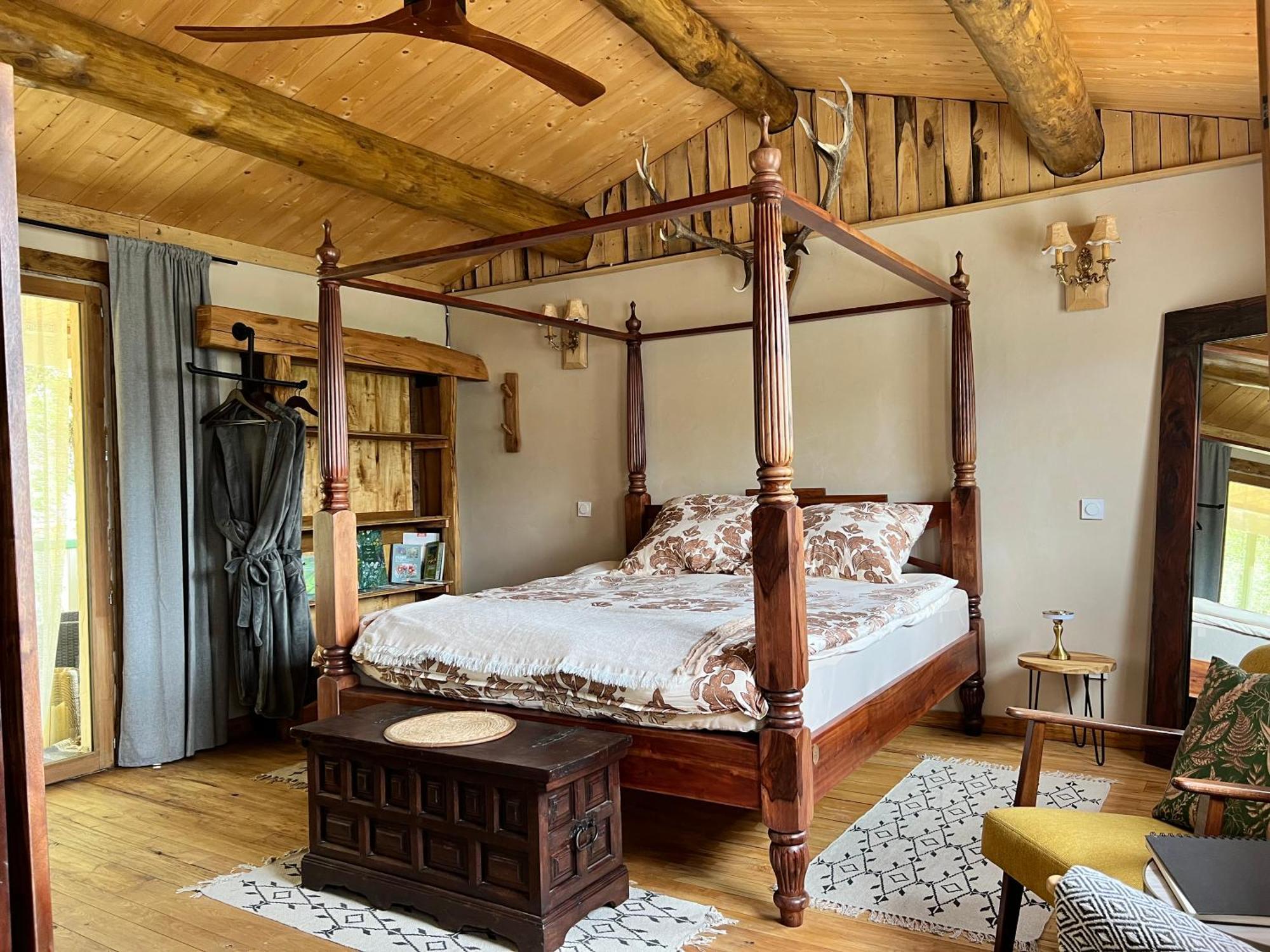 Les Magnels Bed & Breakfast Valleraugue Bagian luar foto